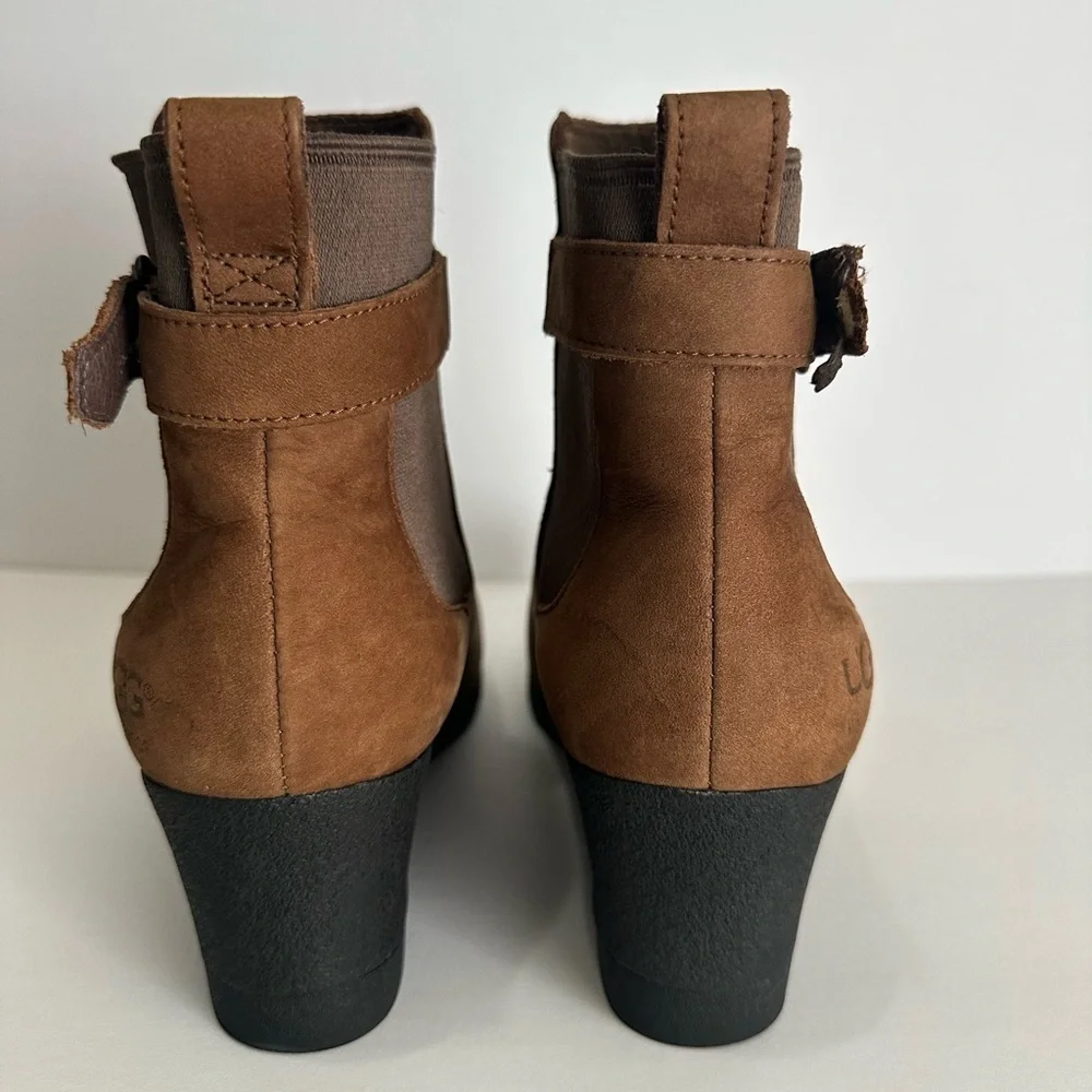 UGG Leather Waterproof Indra Wedge Pull On Ankle Boots USA Size 8.5